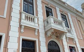 Lima House Hostel